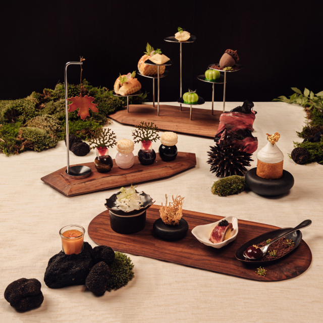 시그니엘 부산의 구르망디즈 애프터눈 티 세트. 시그니엘 부산 제공