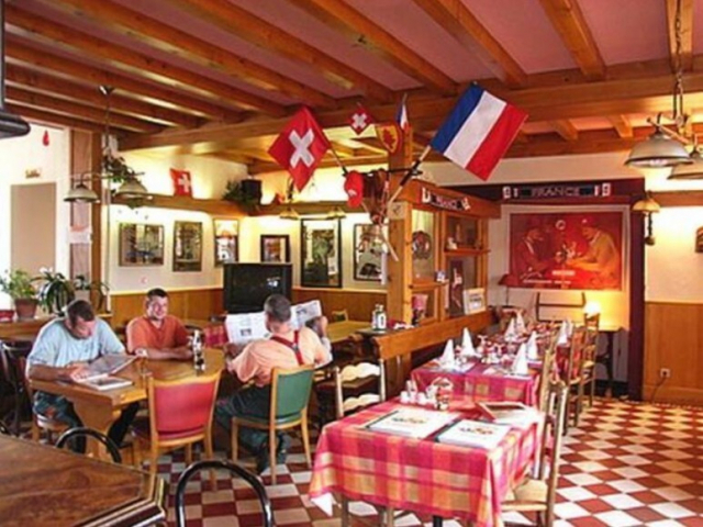 호텔 아흐비. 인터넷 홈페이지.