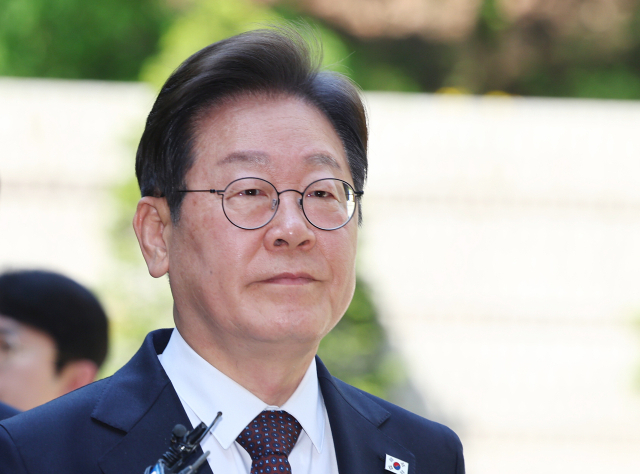 더불어민주당 이재명 대선 후보가 29일 서울 서초구 서울중앙지방법원에 출석하고 있다. 연합뉴스
