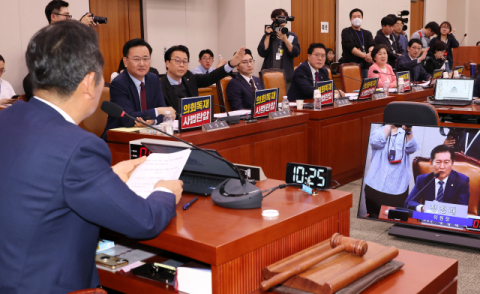 민주 “사법부 대선 개입 진상 규명”… 국힘 “입법 쿠데타”