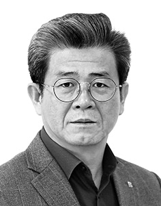 [강병균 칼럼] 해수부 부산 이전 의의와 필요조건