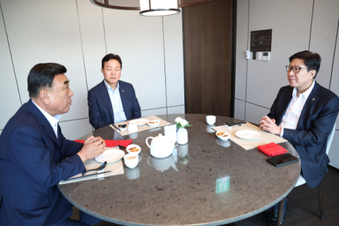 “부산·경남 행정통합 되면 울산도 합류 적극 검토”
