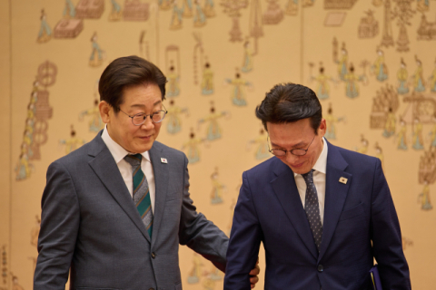 이 대통령, 김민석 등에 임명장 수여…