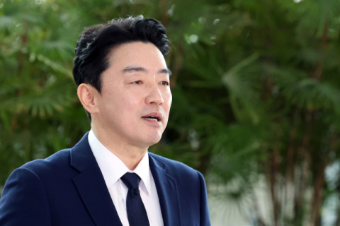 '방산 특사' 강훈식, 유럽 출국… 이 대통령 