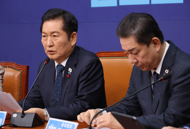 더불어민주당 정청래 대표가 28일 서울 여의도 국회에서 열린 최고위원회의에서 발언하고 있다. 연합뉴스