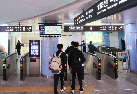 도시철도 모바일 QR 티켓, 내국인이 더 많이 썼다