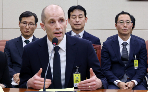 김범석 빠진 쿠팡 청문회, 외국인 대표는 ‘동문서답’만