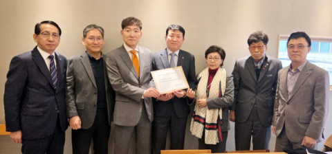 “국토부 장관이 부산 와서 가덕신공항 정상 건설 약속해야”