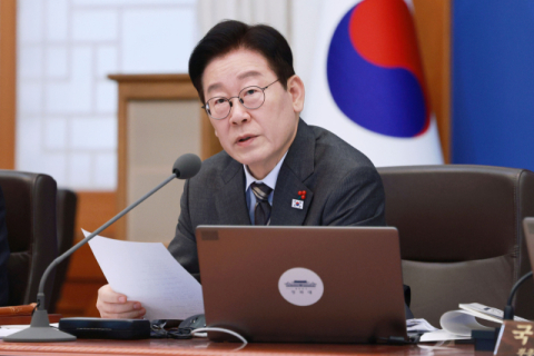 '전재수' 성과 치하한 李, HMM 부산 이전 현황 점검