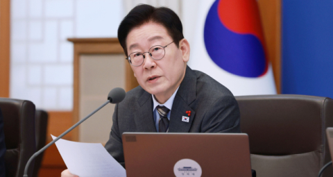 '전재수' 성과 치하한 李, HMM 부산 이전 현황 점검