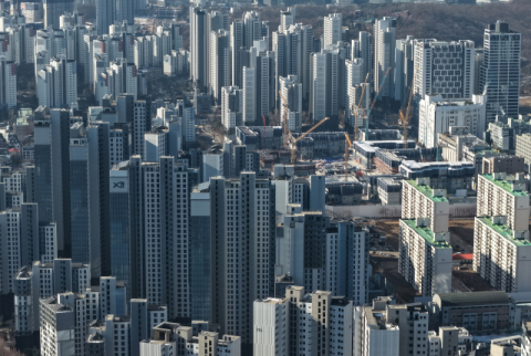 자고나면 뛰는 대출금리…영끌족 ‘비상’