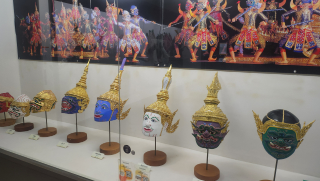 하회세계탈박물관에는 세계 각국의 탈이 전시돼 있다.