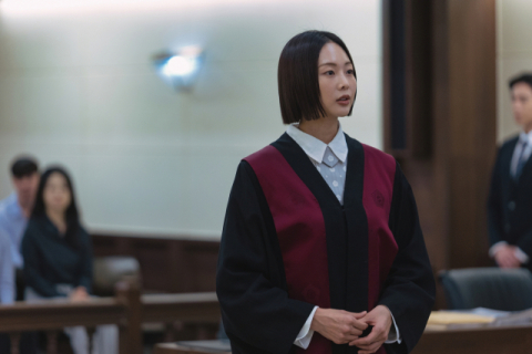 ‘블러디 플라워’ 스틸컷. 디즈니플러스 제공