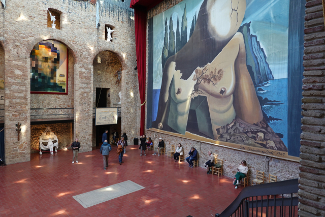 달리 극장미술관 1층 메인 홀. 이상훈 제공