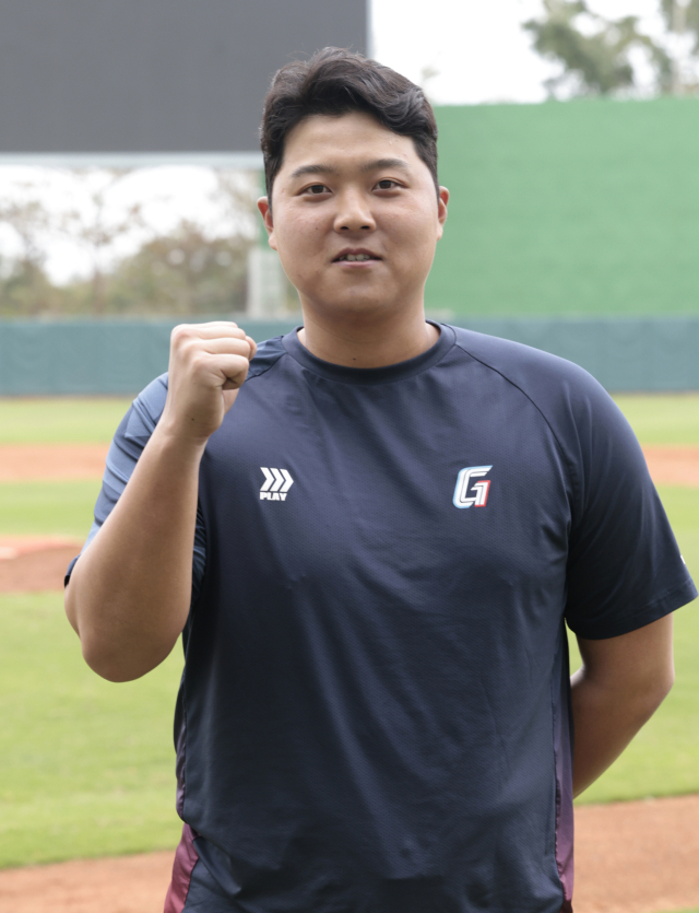 롯데 자이언츠 2026 스프링캠프에서 각오를 밝히는 한동희 선수. 정대현 기자