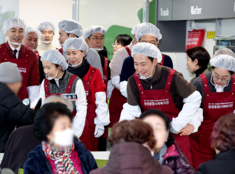 장동혁, 조희대에 “모든 재판 중단 없어야”…이 대통령 재판 재개 촉구