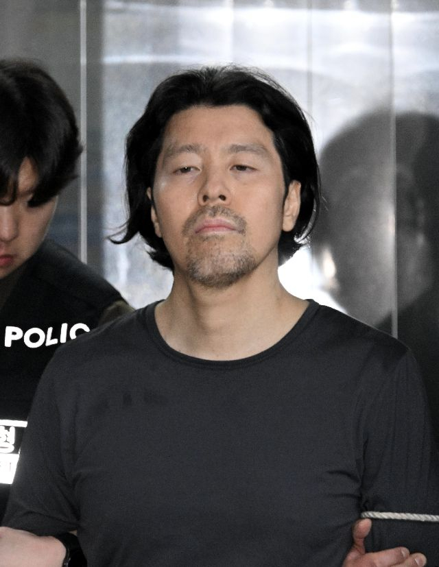 항공사 기장을 살해한 혐의로 구속된 김동환(49). 부산일보DB