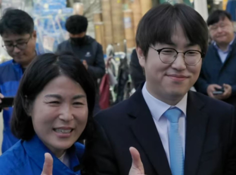 부산서 뭉친 하정우·정명희 '우린 러닝메이트'…
