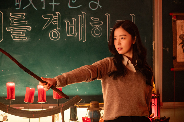 영화 '교생실습' 스틸컷. 스튜디오 산타클로스엔터테인먼트 제공