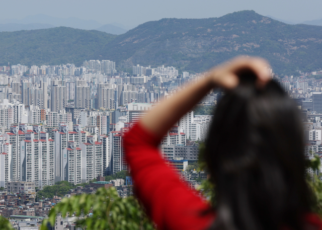 5일 서울 남산에서 내려다 본 서울시내. 연합뉴스