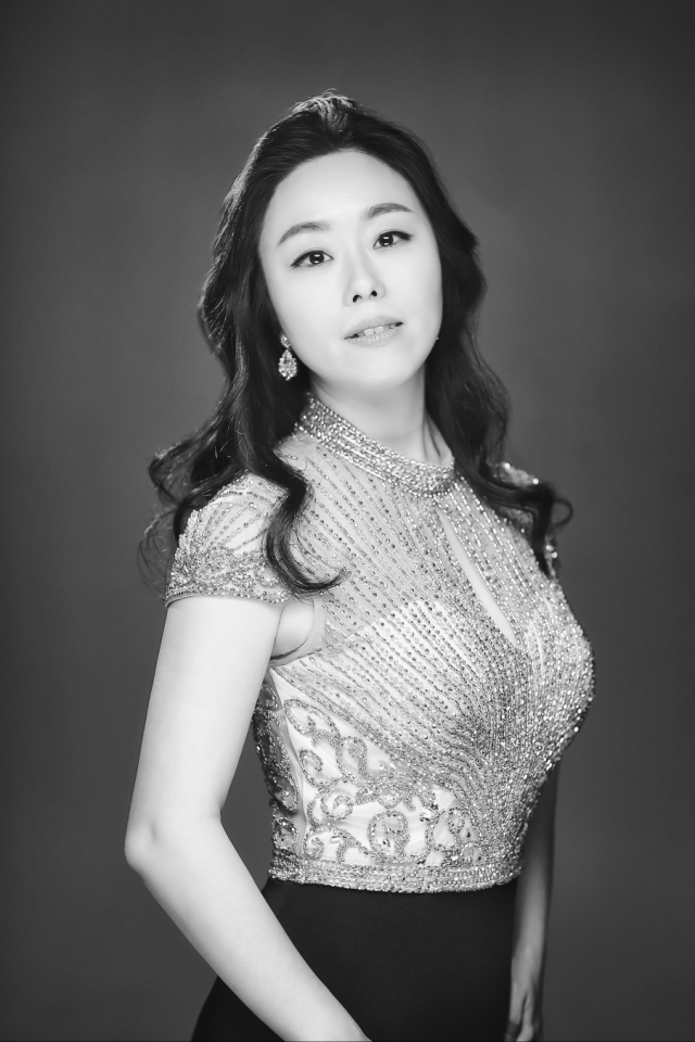 소프라노 박현진 프로필. 부산문화 제공