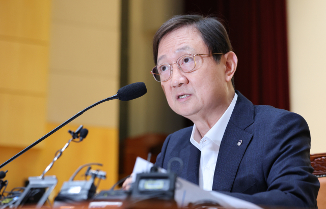 이찬진 금융감독원장이 22일 서울 영등포구 금융감독원에서 열린 출입기자단 간담회에서 발언하고 있다. 연합뉴스