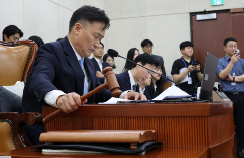 행안위 테이블 오른 부산·경남 통합법…전망은 ‘흐림’