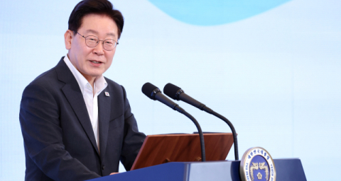 이 대통령, 재경 이형일·법무 김승원·국방 강신철·국토 홍지선·중기 이소영·성평등부 용혜인 발탁