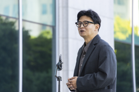 ‘김승원 정국’서 존재감 과시한 한동훈…국힘 지지층 복당 찬성 53.5%